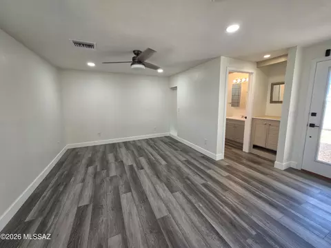 Living - 193 E 6th St, Benson, AZ 85602 photo 4 of 5