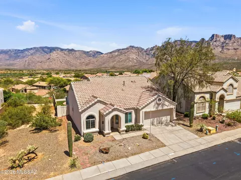 11872 N Labyrinth Dr, Tucson, AZ 85737