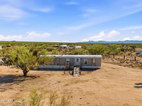 15201 W Cattle Trl, Tucson, AZ 85736