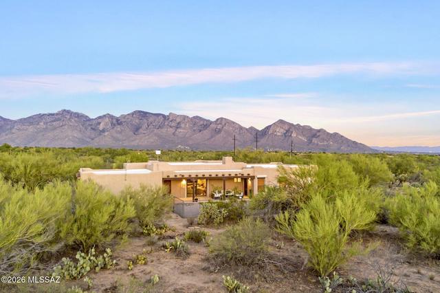 12801 N Kingair Dr, Oro Valley, AZ 85755