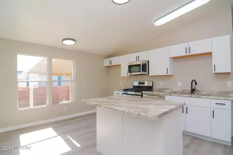 6120 E Thunder River Dr, Tucson, AZ 85756 photo 6