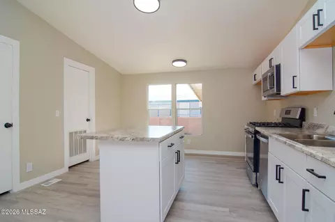 6120 E Thunder River Dr, Tucson, AZ 85756 photo 10