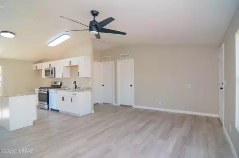 6120 E Thunder River Dr, Tucson, AZ 85756 photo 7