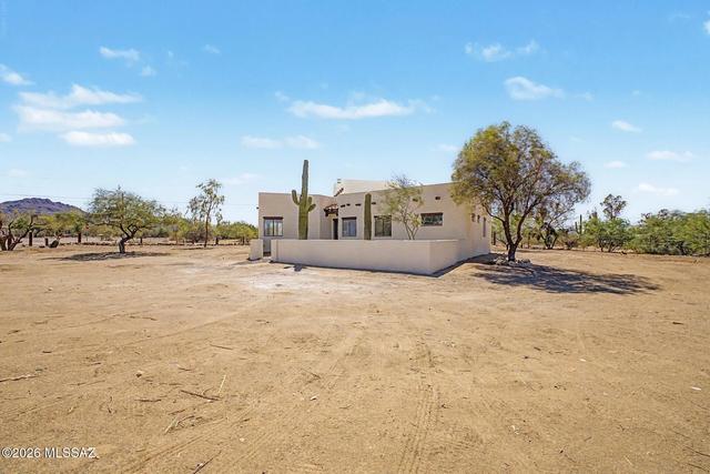 9071 W Bopp Rd, Tucson, AZ 85735