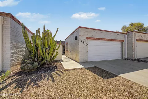 4210 N Limberlost Cir, Tucson, AZ 85705