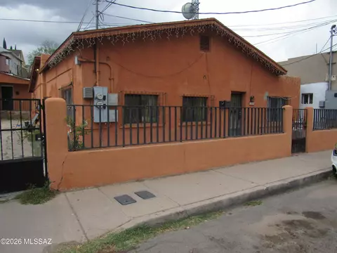 266 W Elm St, Nogales, AZ 85621