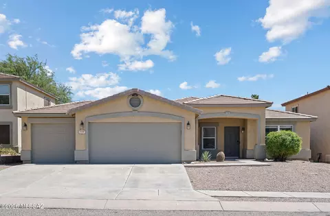 Exterior - 13368 E Almond Crest Dr, Vail, AZ 85641 photo 2 of 8