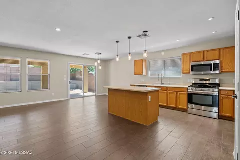 Kitchen - 13368 E Almond Crest Dr, Vail, AZ 85641 photo 1 of 3