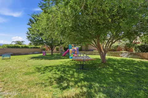 Exterior - 10650 E Bridgeport St, Tucson, AZ 85747 photo 7 of 9