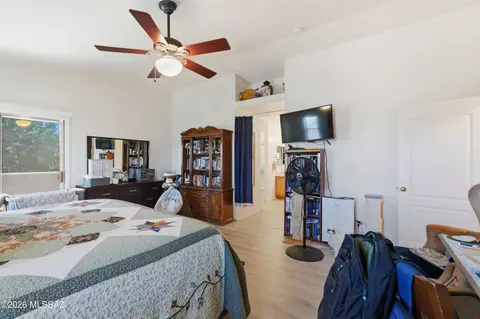 Bedroom - 10650 E Bridgeport St, Tucson, AZ 85747 photo 4 of 13