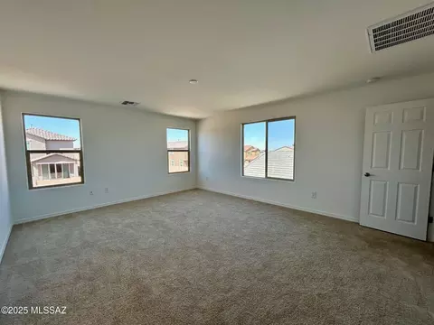 7842 S Star Wash Loop, Tucson, AZ 85757 photo 6