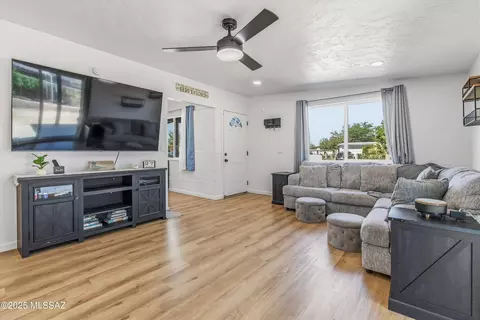 Living - 8448 E Ruby Dr, Tucson, AZ 85730 photo 1 of 2