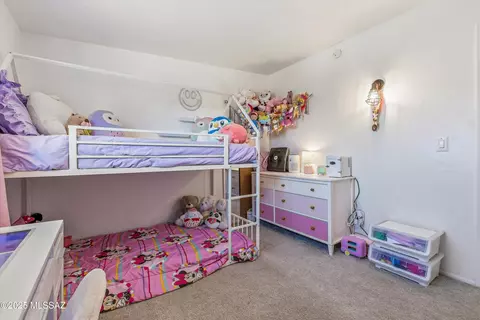 Bedroom - 8448 E Ruby Dr, Tucson, AZ 85730 photo 7 of 7