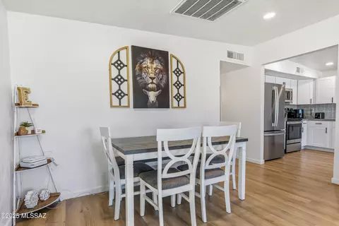 Dining - 8448 E Ruby Dr, Tucson, AZ 85730 photo 2 of 3