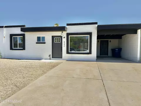 6540 E Barrow St, Tucson, AZ 85730