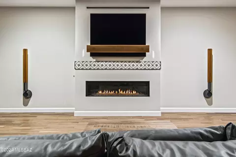 Living - 10556 E Ocotillo Rim Trl, Vail, AZ 85641 photo 1 of 2