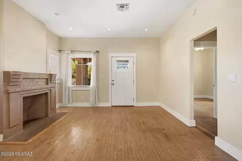 Living - 611 E 4th St, Tucson, AZ 85705 photo 2 of 4