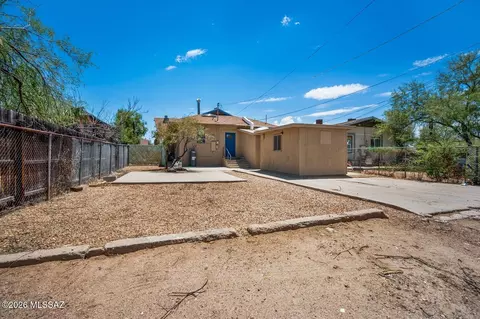 Exterior - 611 E 4th St, Tucson, AZ 85705 photo 3 of 3