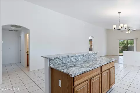 Kitchen - 4029 E Big Game Pl, Tucson, AZ 85706 photo 4 of 5