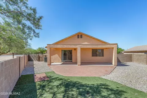 Exterior - 4029 E Big Game Pl, Tucson, AZ 85706 photo 2 of 6