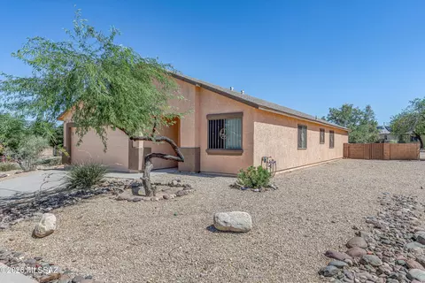 Exterior - 4029 E Big Game Pl, Tucson, AZ 85706 photo 4 of 6