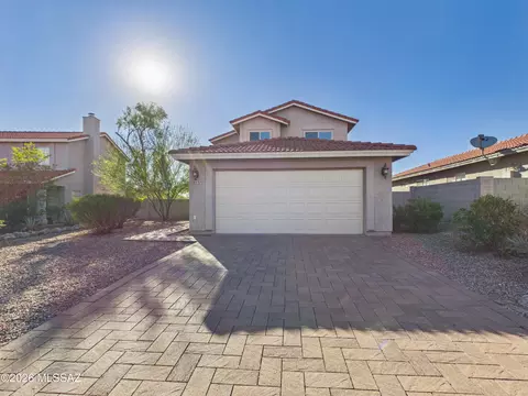 9537 N Albatross Dr, Tucson, AZ 85742
