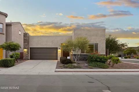 209 E Brookdale Way, Tucson, AZ 85755