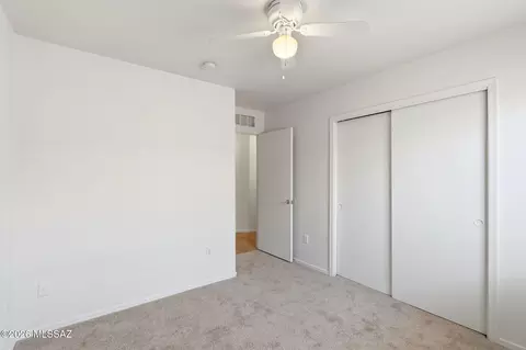 Bedroom - 12757 E Hartshorn Pass, Vail, AZ 85641 photo 6 of 9