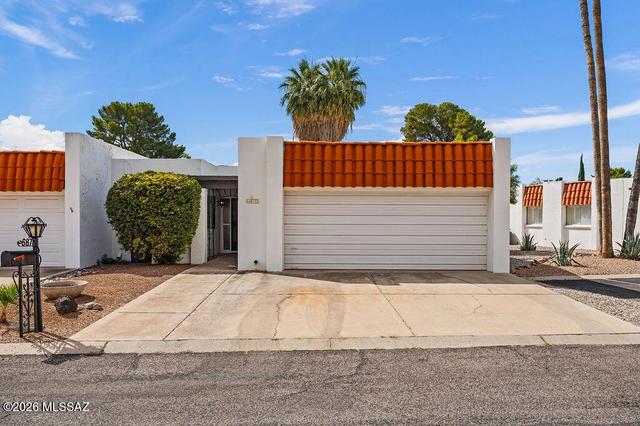 6872 E Calle De Oro, Tucson, AZ 85715