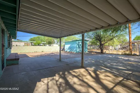 325 W Santa Paula St, Tucson, AZ 85706 photo 4