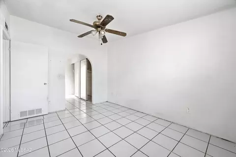 325 W Santa Paula St, Tucson, AZ 85706 photo 7