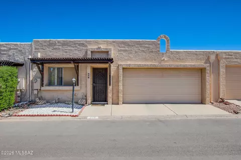 978 W Lockwood Ln, Tucson, AZ 85704
