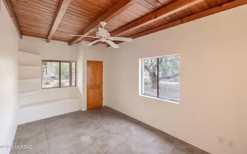 Bedroom - 7944 E Cloud Rd, Tucson, AZ 85750 photo 5 of 6