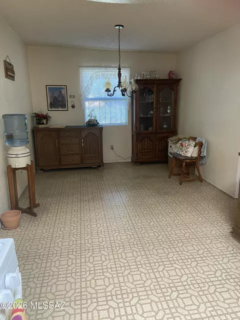 Dining - 310 W Canada St, Tucson, AZ 85706 photo 2 of 2
