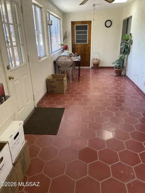 Exterior - 310 W Canada St, Tucson, AZ 85706 photo 6 of 18
