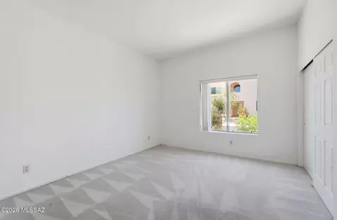 529 E Squirrel Tail Dr, Tucson, AZ 85704 photo 18
