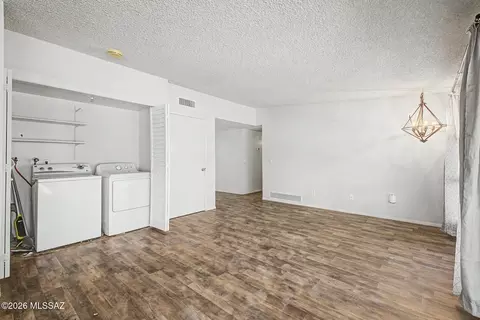 Other - 8965 E 35th Cir, Tucson, AZ 85710 photo 3 of 8