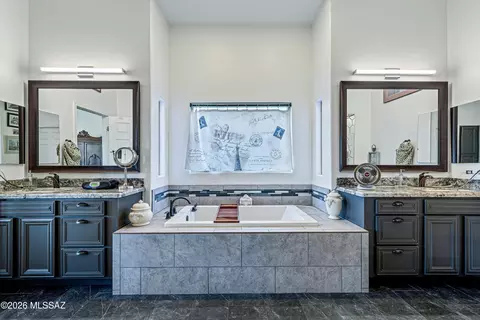 Bath - 14589 E Circle Q Rnch, Vail, AZ 85641 photo 3 of 4