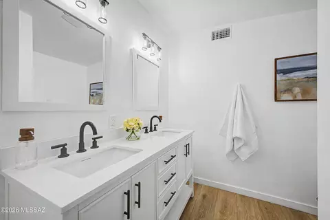 Bath - 5414 E 3rd St, Tucson, AZ 85711 photo 1 of 4