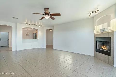 Living - 13965 E Lazy Jake Ln, Vail, AZ 85641 photo 3 of 6