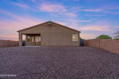 Exterior - 13965 E Lazy Jake Ln, Vail, AZ 85641 photo 3 of 10