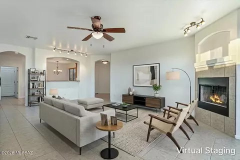 Living - 13965 E Lazy Jake Ln, Vail, AZ 85641 photo 4 of 6