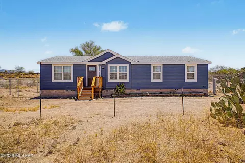 13875 E Collie Dr, Vail, AZ 85641