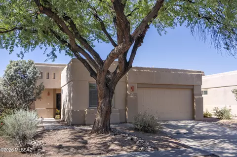 7456 E Calle Infinito, Tucson, AZ 85715