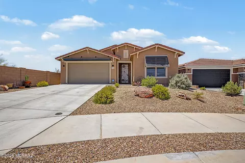 10462 E Silver Fox Dr, Tucson, AZ 85748