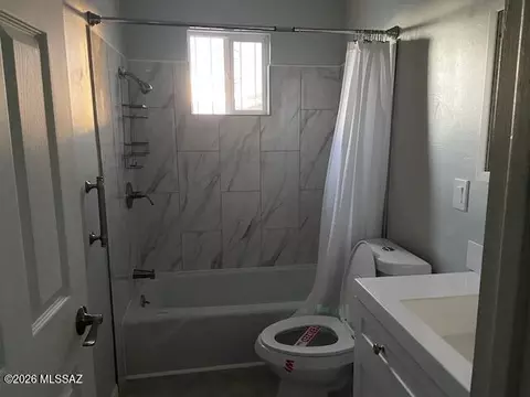 Bath - 600 E River Rd # C, Tucson, AZ 85704 photo 2 of 2