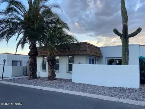 600 E River Rd # C, Tucson, AZ 85704
