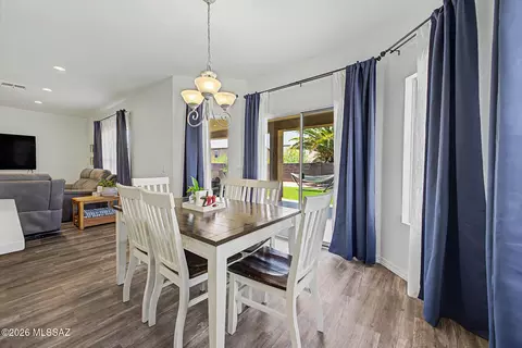 Dining - 3602 E Canter Rd, Tucson, AZ 85739 photo 3 of 3