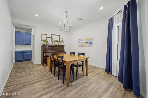Dining - 3602 E Canter Rd, Tucson, AZ 85739 photo 1 of 3