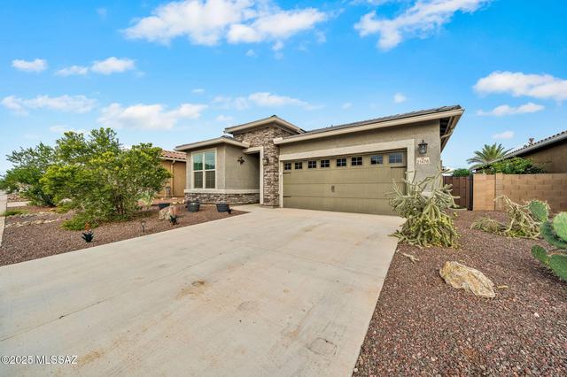 21476 E Treasure Rd, Red Rock, AZ 85145